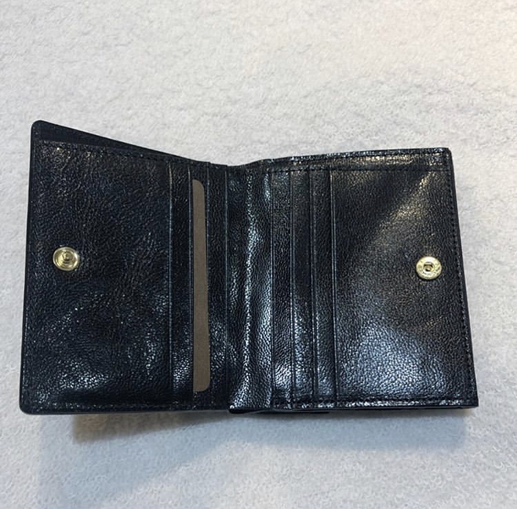 レター型２つ折り財布◇