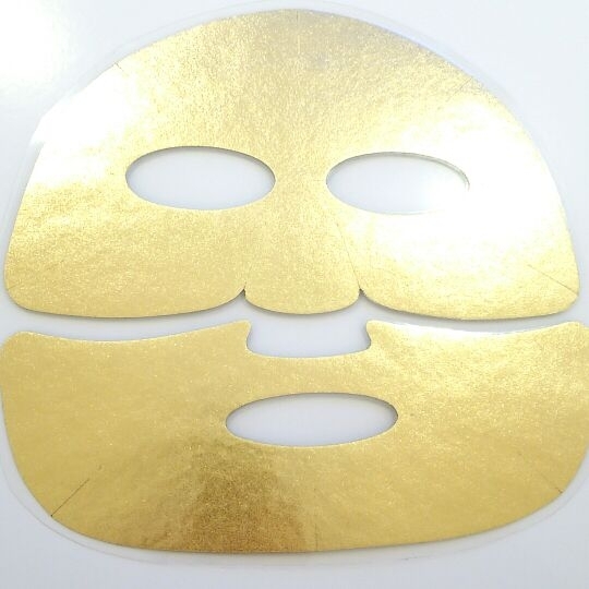 これぞゴージャス！ ゴールド＆シルバーのフェイスマスクが登場！