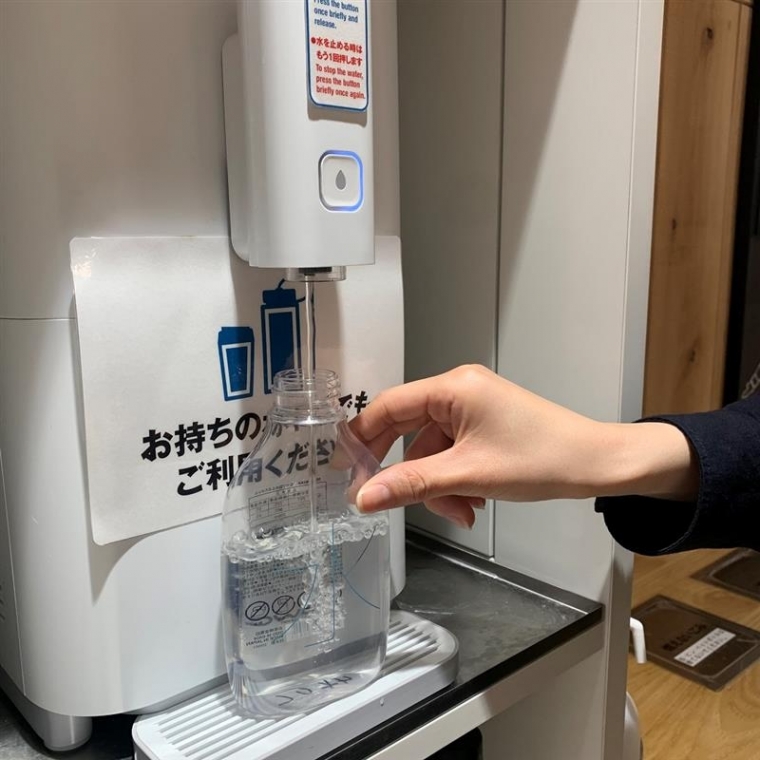 【京阪モール】店舗から始めるSDGs vol.3｜自分で詰める水のボトル