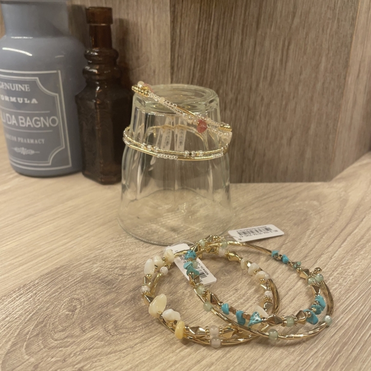 Perfect for summer ⭐︎Wire bracelet