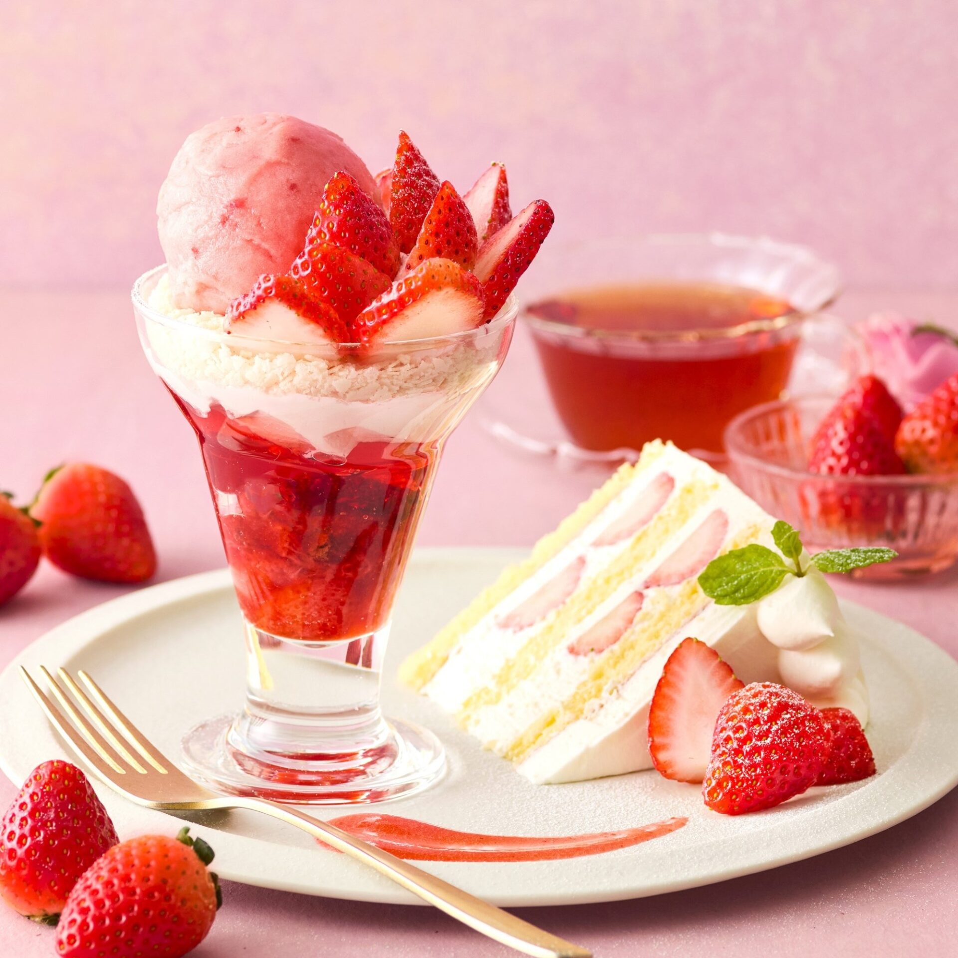 苺づくしのスイーツプレート