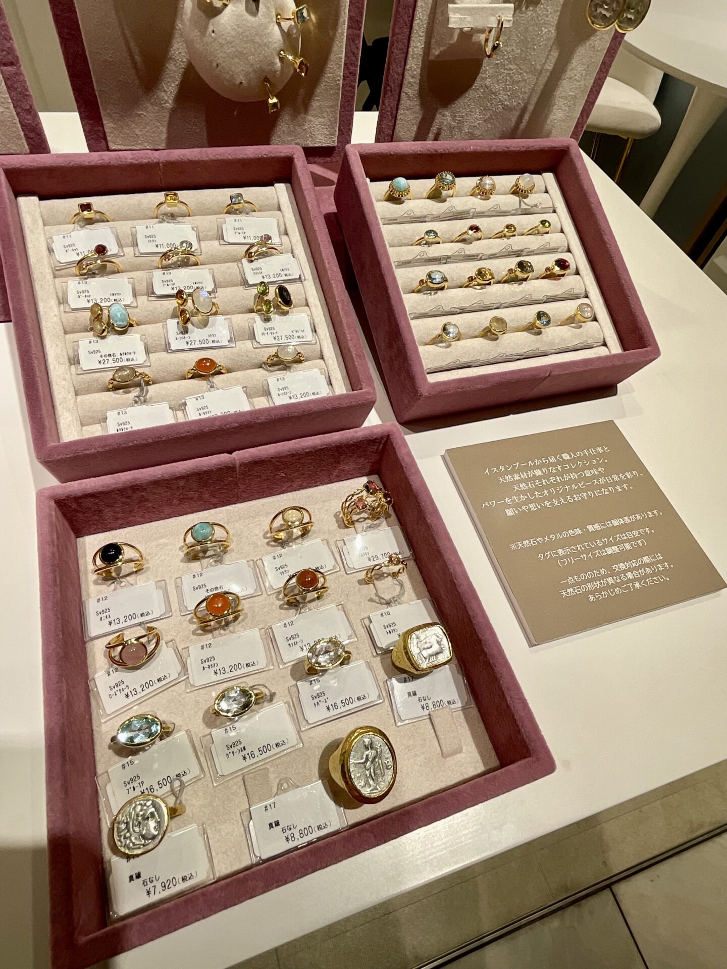 Very popular color stone jewelry✨