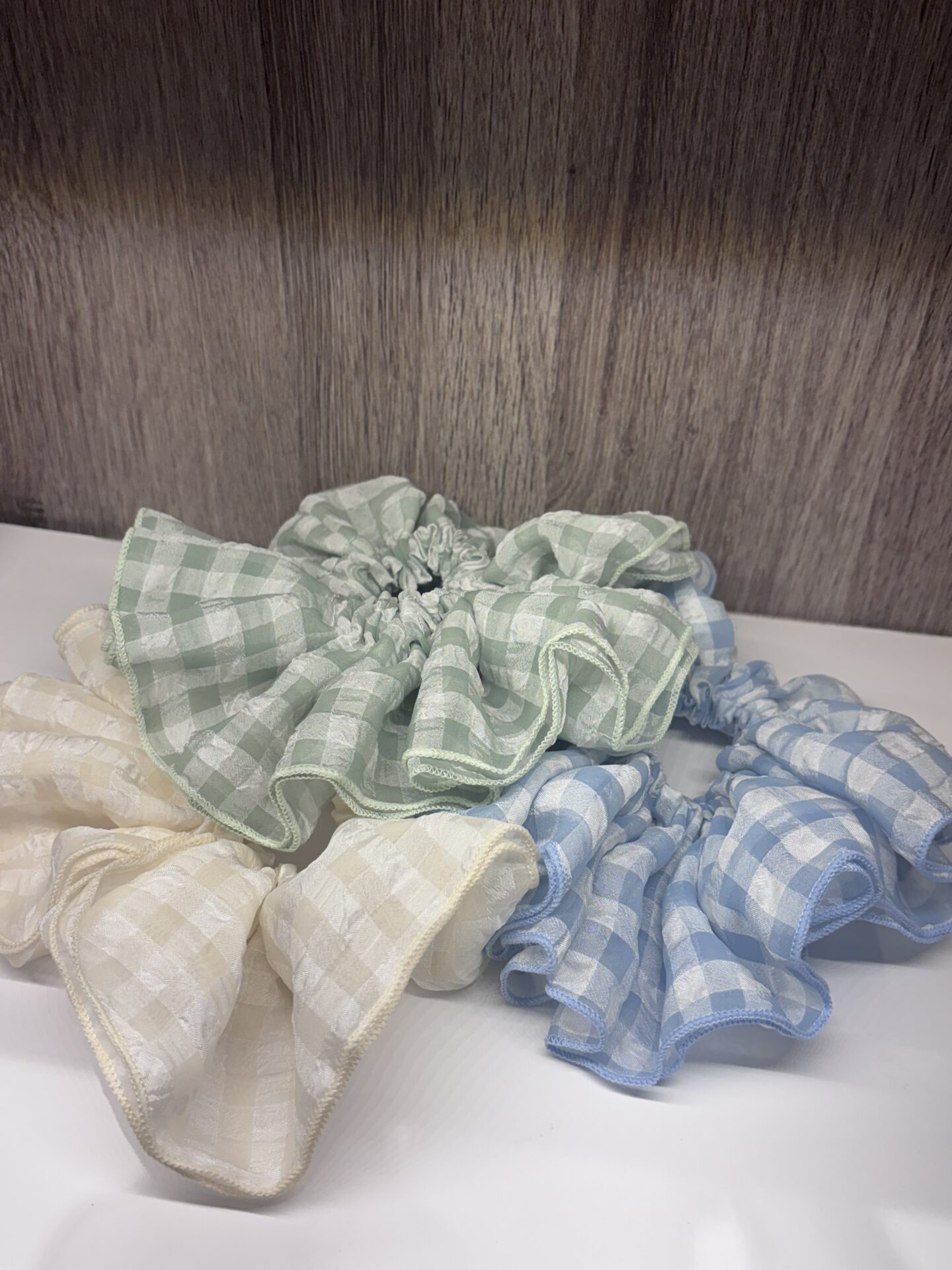 新作☆シュシュ